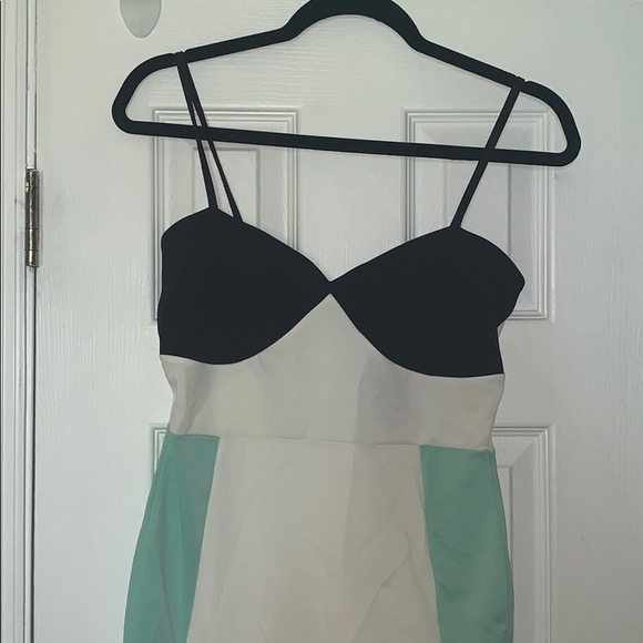 Color block Spaghetti strap dress - Picture 2 of 3